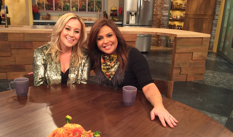 Rachael and Kellie Pickler on set2